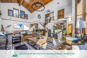 Inuksuk Lodge - 4800 sq ft of Big White Excellence!